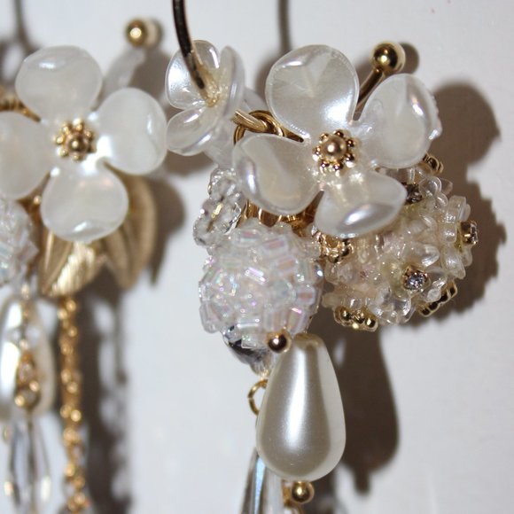 HANDMADE FLORAL CHANDELIER HOOP EARRINGS - Picture 3 of 3